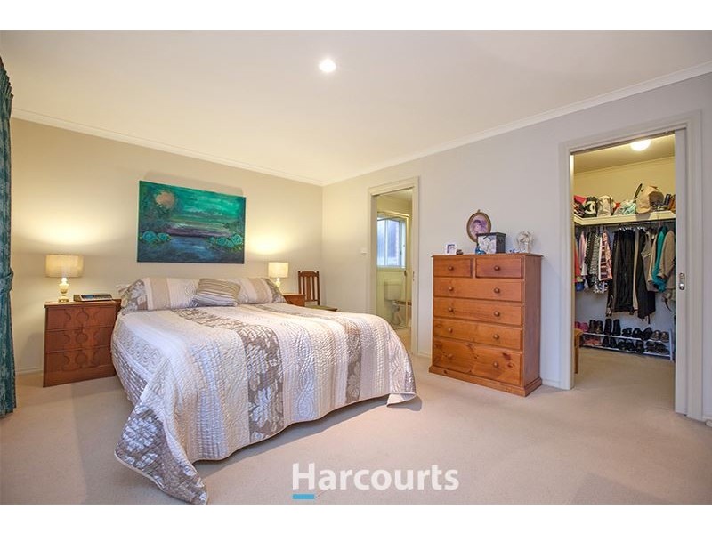1 The Glen, Pakenham VIC 3810