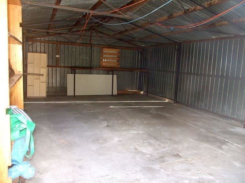 18 Henry Street, Pakenham VIC 3810