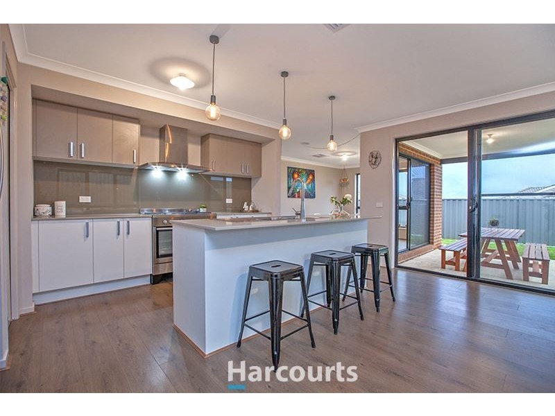 32 Constance Way, Pakenham VIC 3810