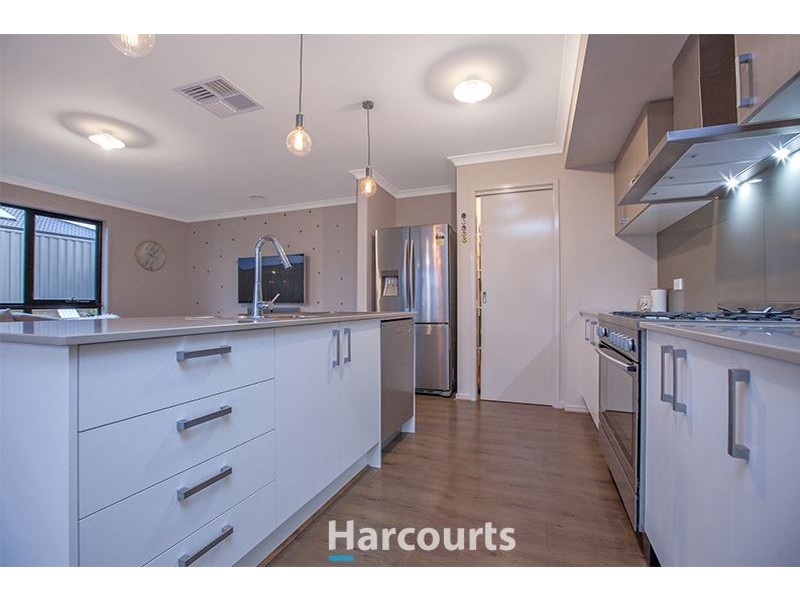 32 Constance Way, Pakenham VIC 3810