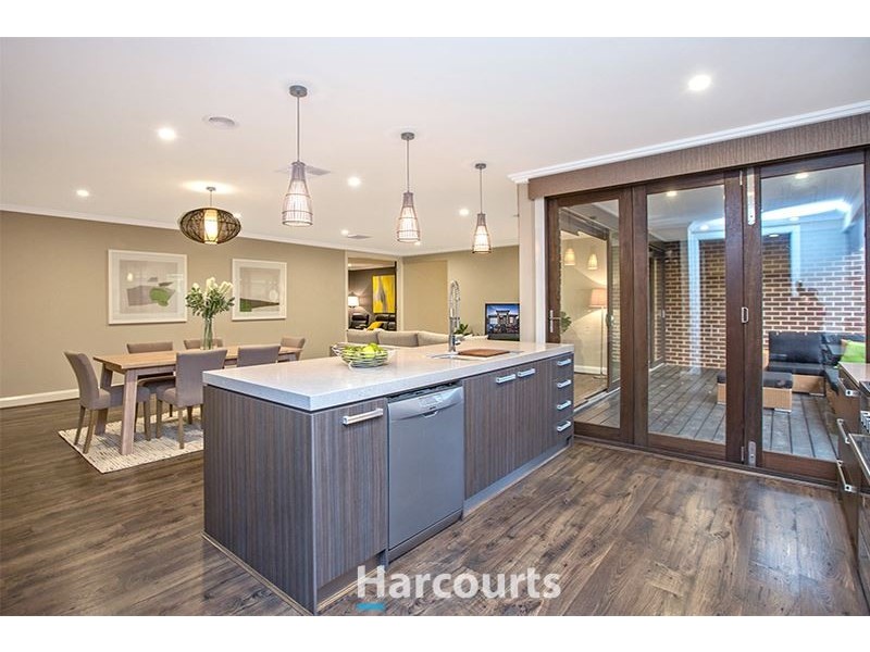 9 Tahoe Circuit, Pakenham VIC 3810