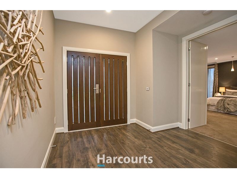 9 Tahoe Circuit, Pakenham VIC 3810