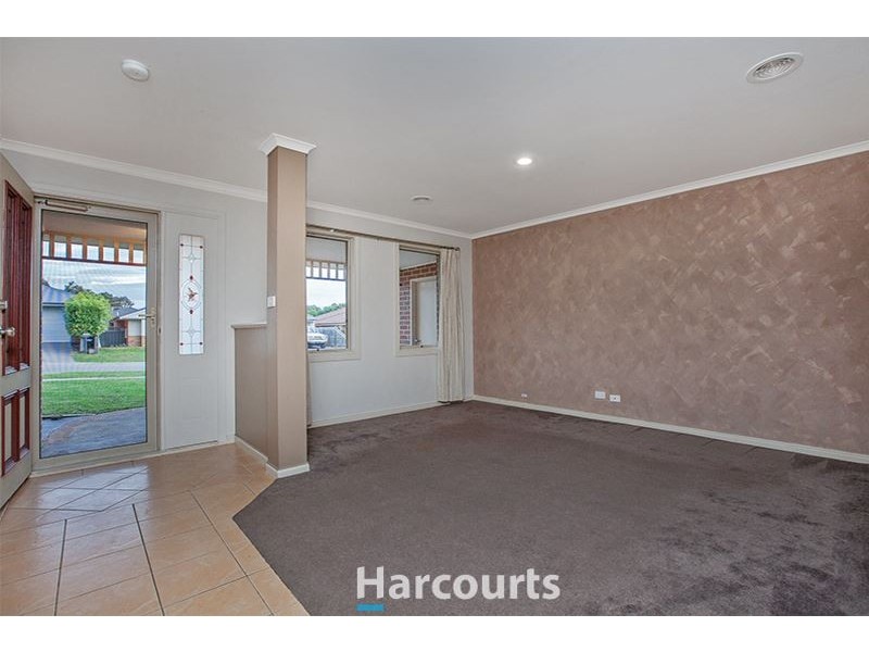 11 Justin Place, Pakenham VIC 3810