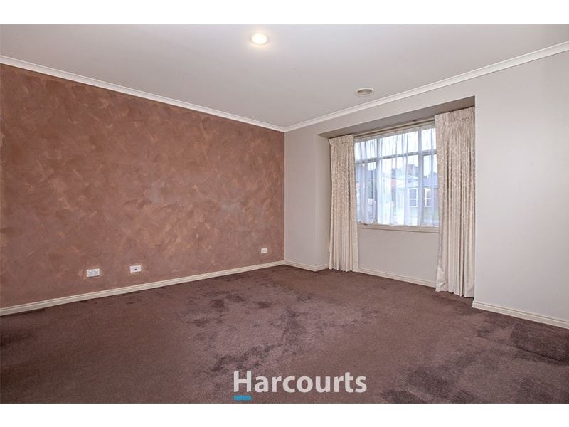 11 Justin Place, Pakenham VIC 3810