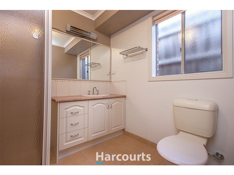 11 Justin Place, Pakenham VIC 3810