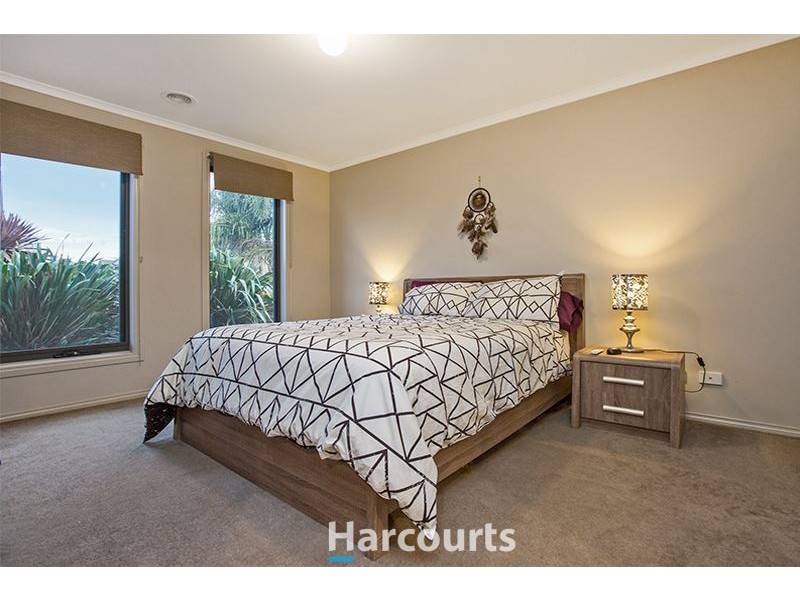 1 Redcherry Court, Pakenham VIC 3810