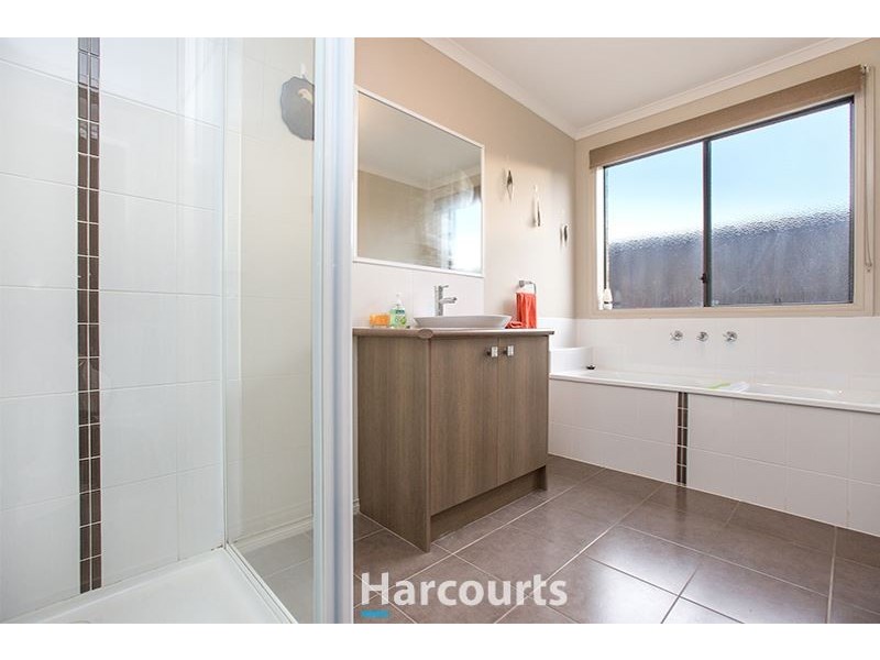 1 Redcherry Court, Pakenham VIC 3810