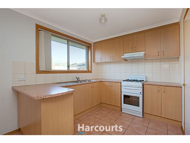 10 Rossi Close, Pakenham VIC 3810