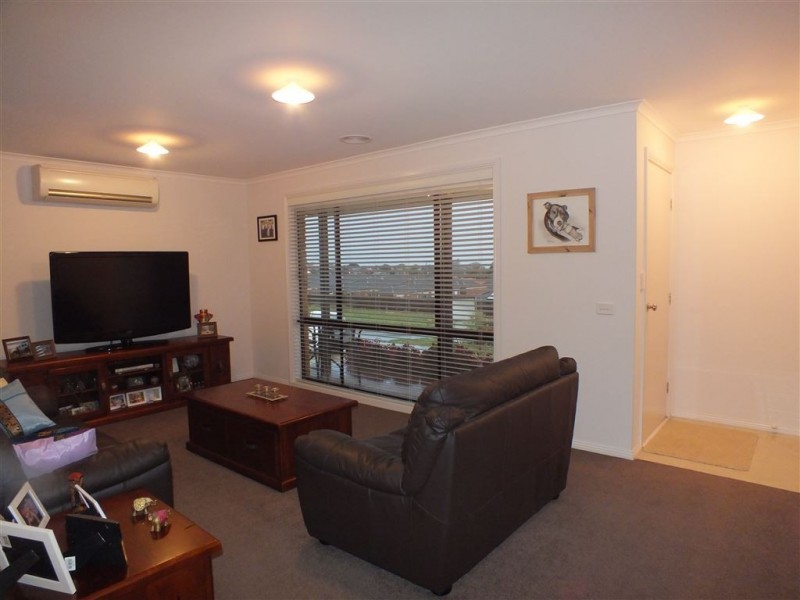 23 Ayesha Rise, Pakenham VIC 3810