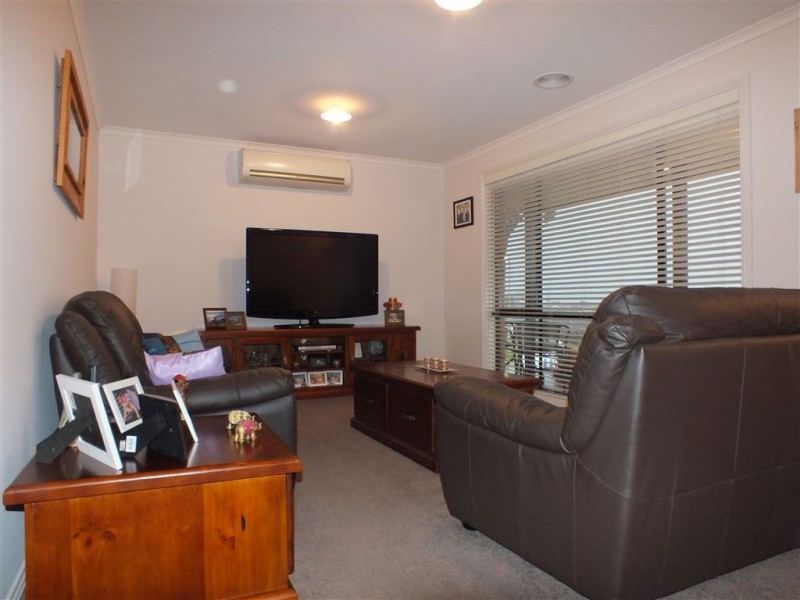 23 Ayesha Rise, Pakenham VIC 3810