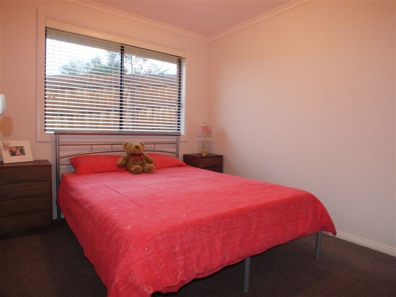 23 Ayesha Rise, Pakenham VIC 3810