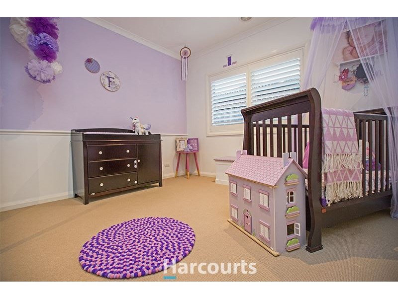 16 Landy Circuit, Pakenham VIC 3810