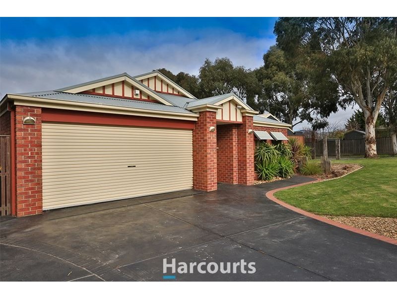 7 Overland Rise, Pakenham VIC 3810