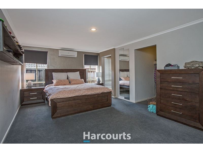 7 Overland Rise, Pakenham VIC 3810