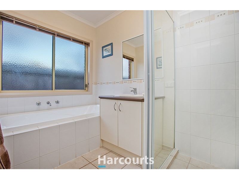 37 Ebony Drive, Pakenham VIC 3810