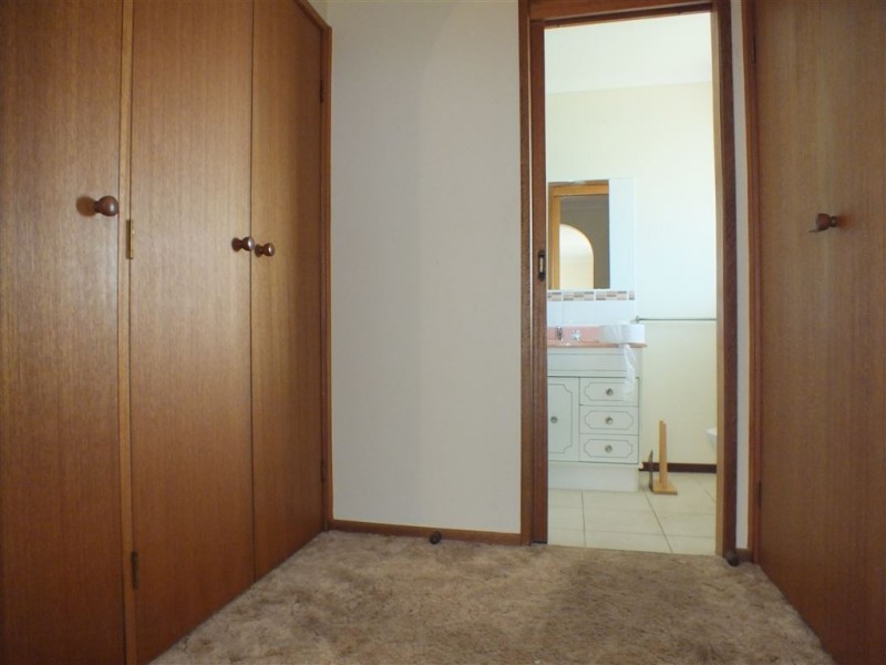 215 McCraws  Road, Nar Nar Goon VIC 3812