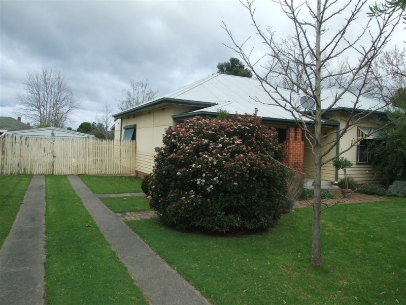 59 Princes Highway, Pakenham VIC 3810