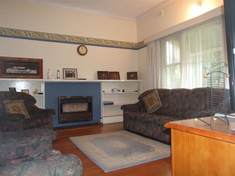 59 Princes Highway, Pakenham VIC 3810