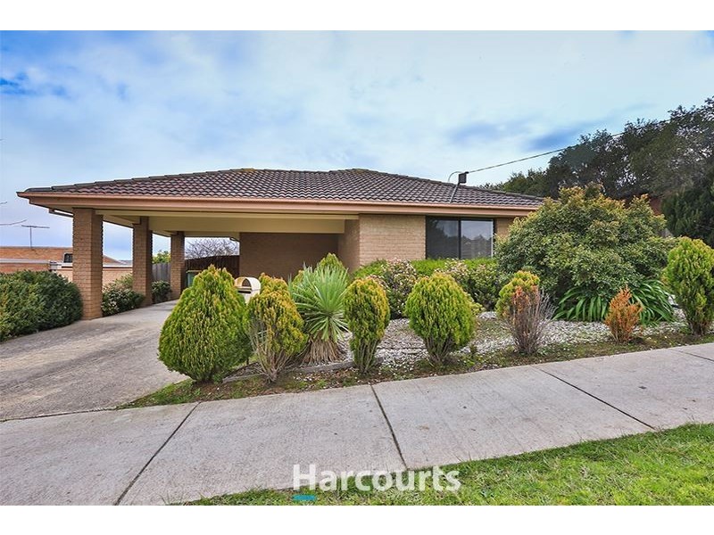 63 Eagle Drive, Pakenham VIC 3810