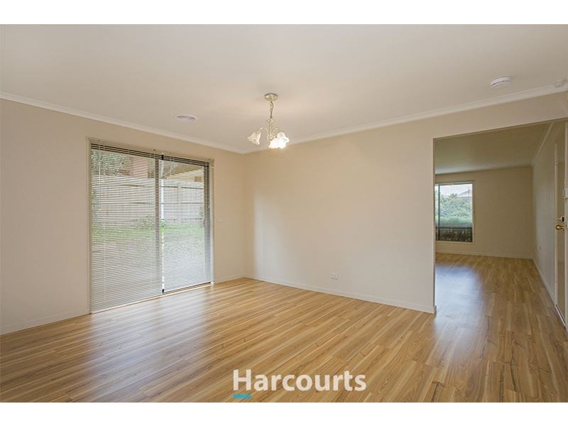 63 Eagle Drive, Pakenham VIC 3810
