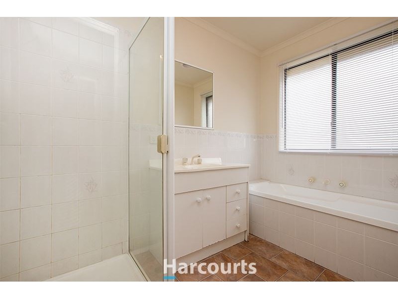 63 Eagle Drive, Pakenham VIC 3810