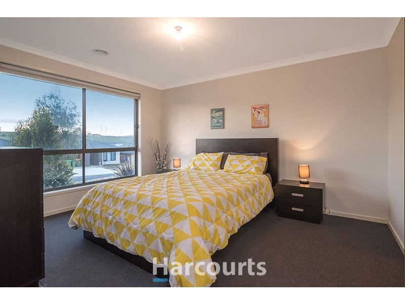 30 Constance Way, Pakenham VIC 3810