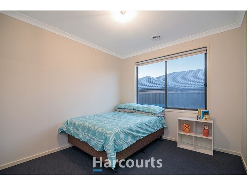 30 Constance Way, Pakenham VIC 3810