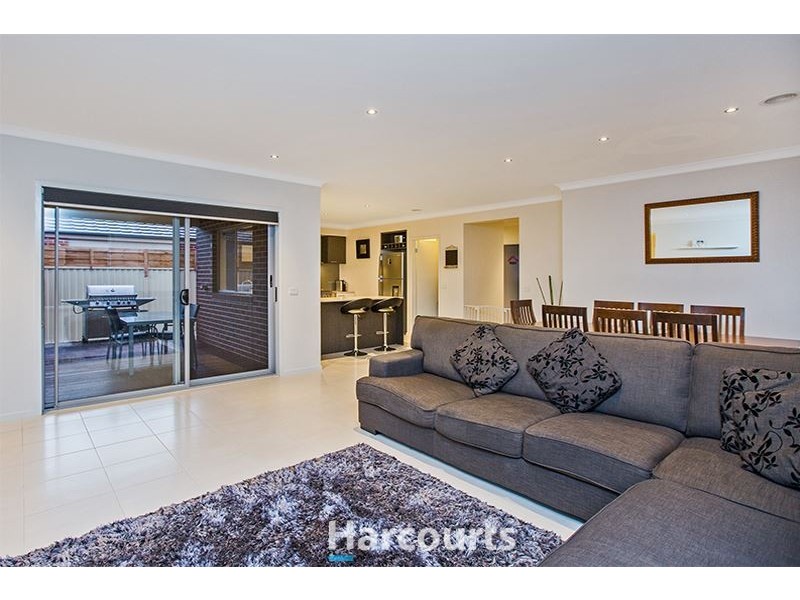 34 Salvia Avenue, Pakenham VIC 3810