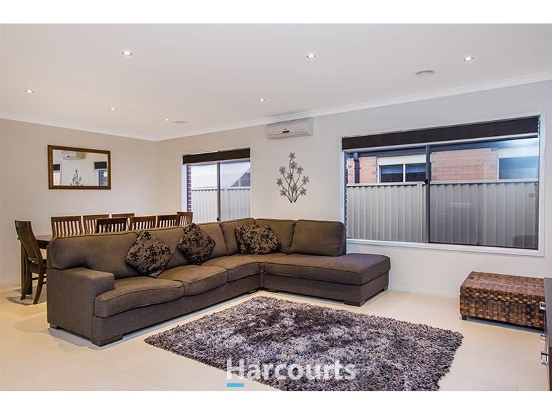 34 Salvia Avenue, Pakenham VIC 3810