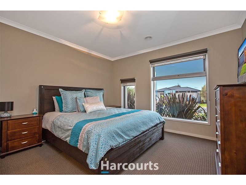 34 Salvia Avenue, Pakenham VIC 3810