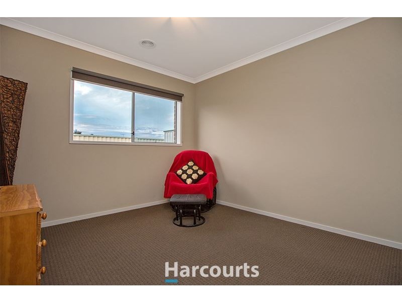 34 Salvia Avenue, Pakenham VIC 3810