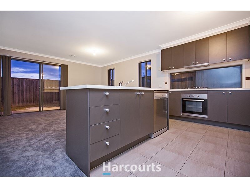 18 Glen Vista Road, Pakenham VIC 3810