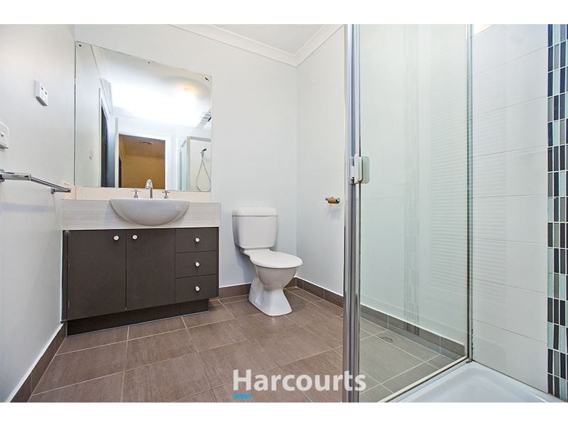 18 Glen Vista Road, Pakenham VIC 3810