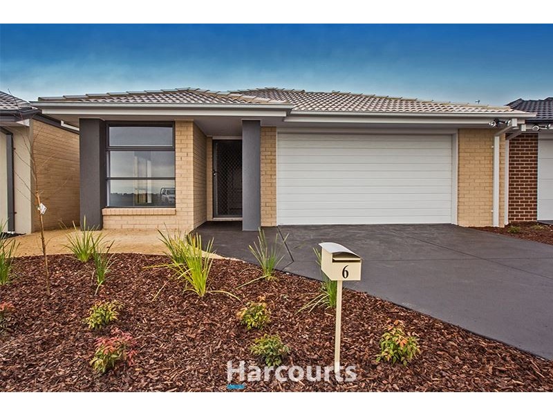 6 Hampstead Street, Pakenham VIC 3810