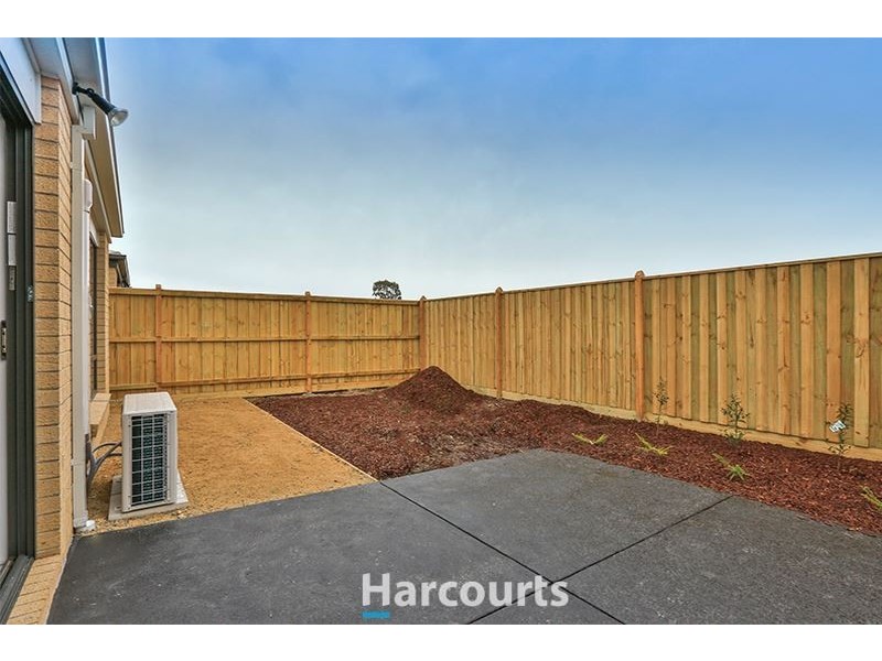 6 Hampstead Street, Pakenham VIC 3810