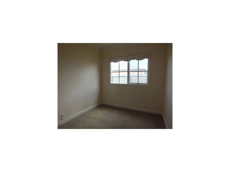 15 Henty Street, Pakenham VIC 3810