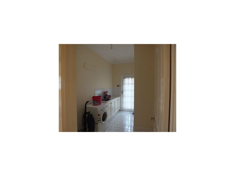 15 Henty Street, Pakenham VIC 3810