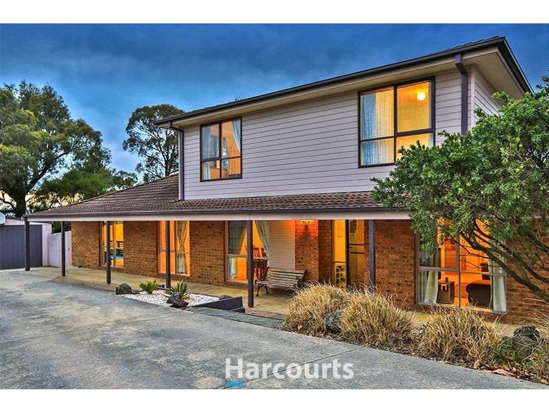 21 Eagle Drive, Pakenham VIC 3810