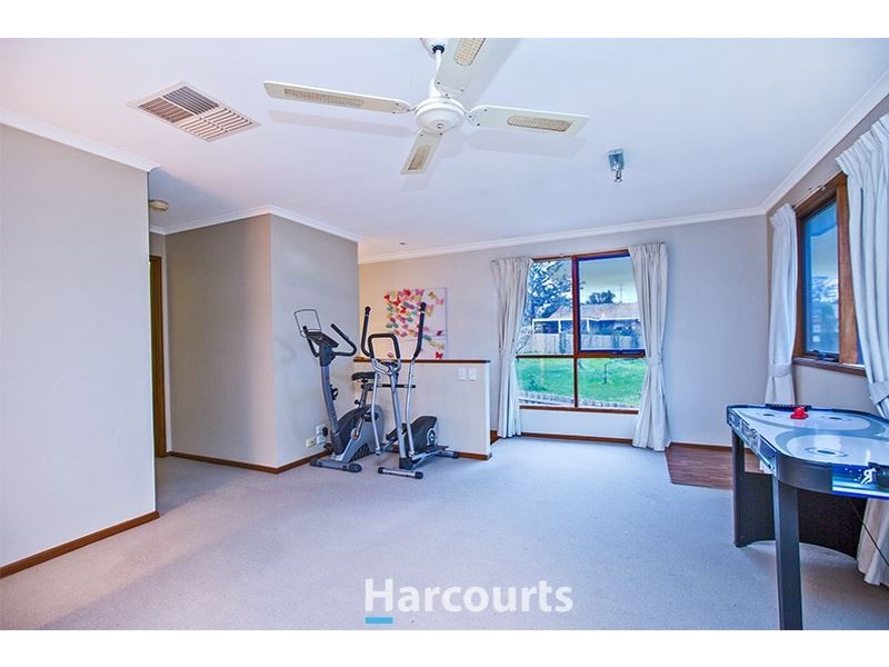 21 Eagle Drive, Pakenham VIC 3810