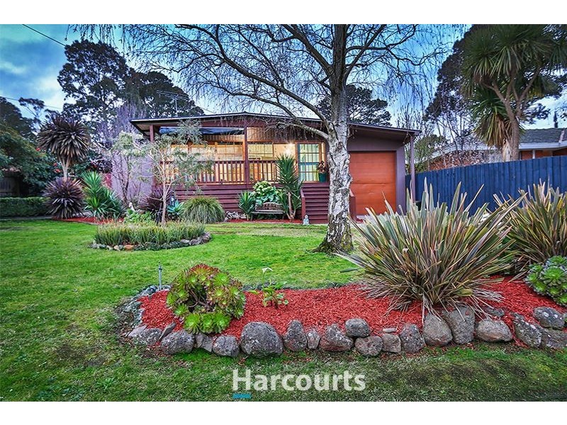 11 Gardenia Street, Pakenham VIC 3810