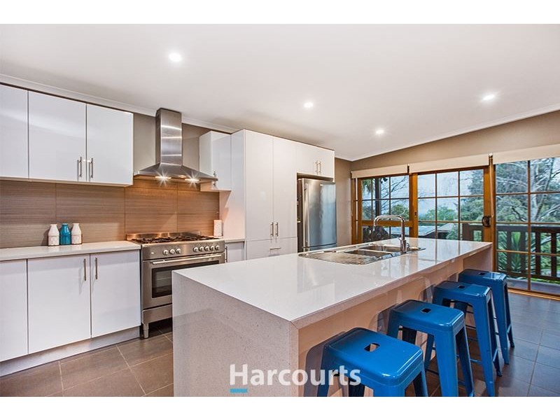 11 Gardenia Street, Pakenham VIC 3810