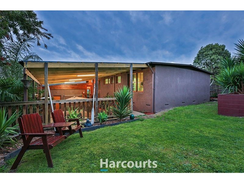 11 Gardenia Street, Pakenham VIC 3810