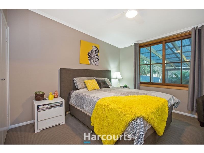 11 Gardenia Street, Pakenham VIC 3810