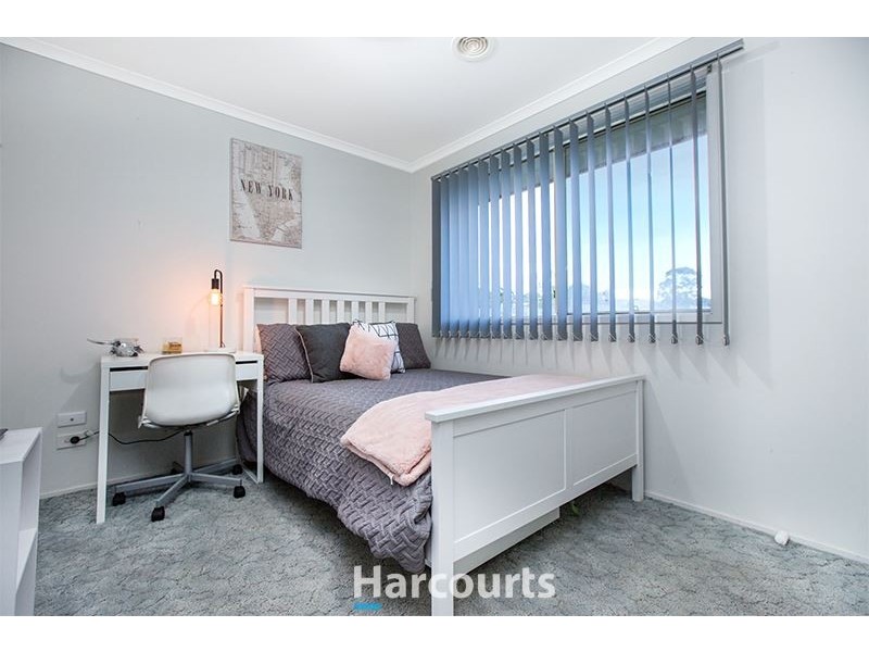 60 Eagle Drive, Pakenham VIC 3810