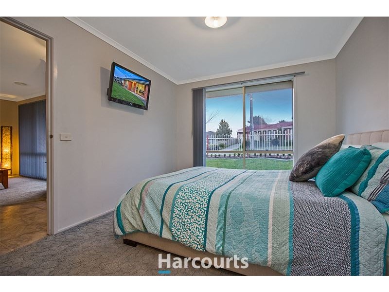 60 Eagle Drive, Pakenham VIC 3810