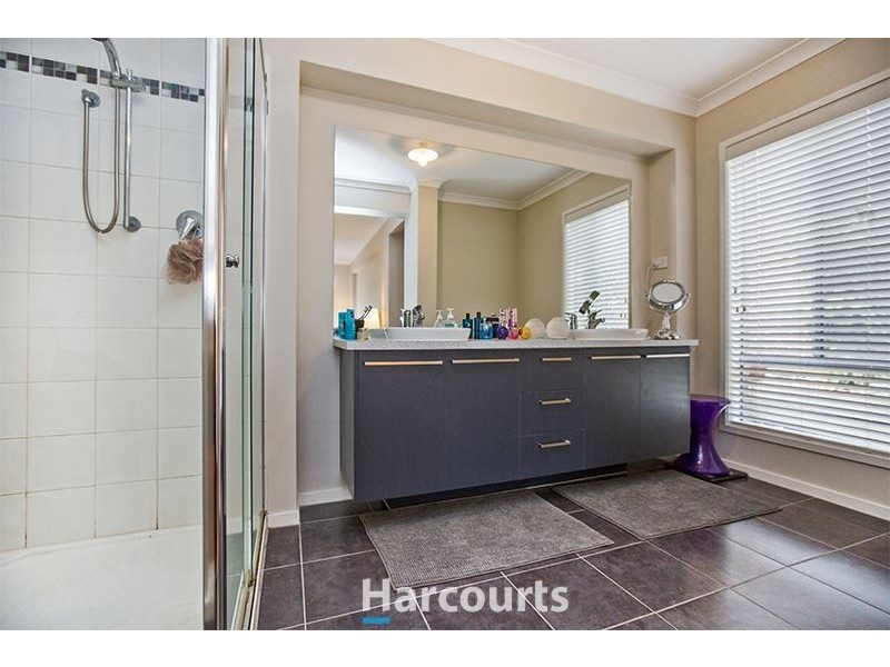 35 Silver Gum Drive, Pakenham VIC 3810