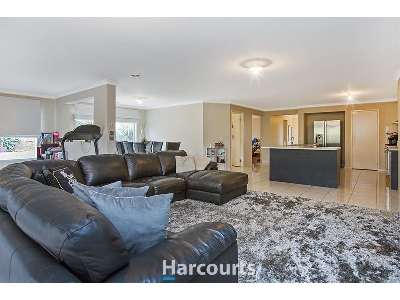 35 Silver Gum Drive, Pakenham VIC 3810