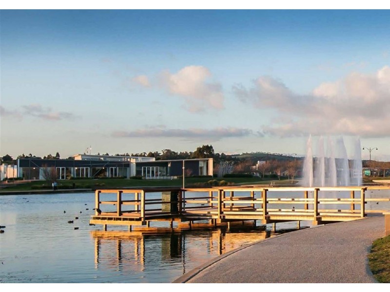 3-9 Hartland Circuit, Pakenham VIC 3810