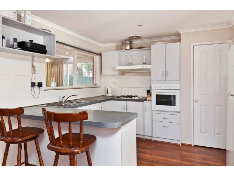 38 Mahon Crescent, Narre Warren VIC 3805