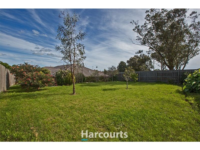 99 Ebony Drive, Pakenham VIC 3810